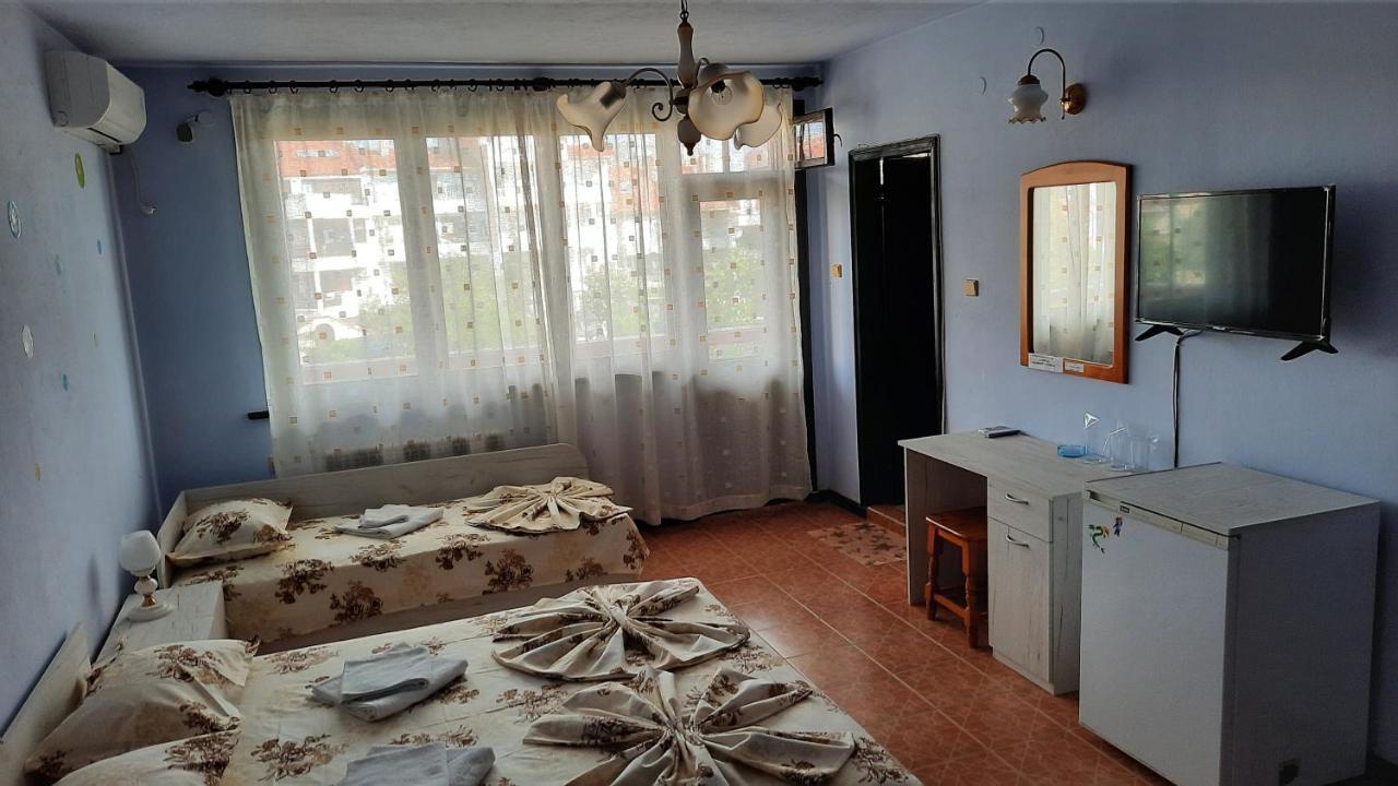 Guest House Zora ソゾポル エクステリア 写真