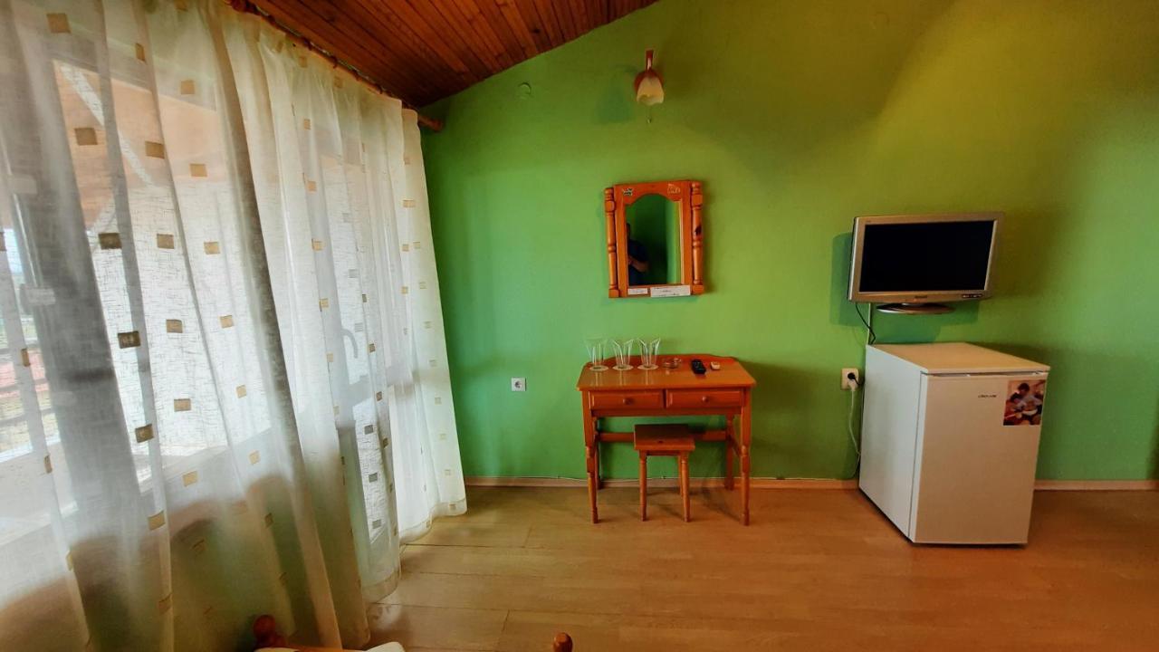 Guest House Zora ソゾポル エクステリア 写真